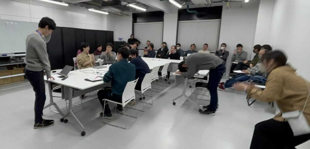 2024年表彰 じゃんけん大会の様子