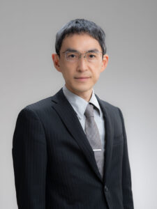 各務先生プロフィール写真引き