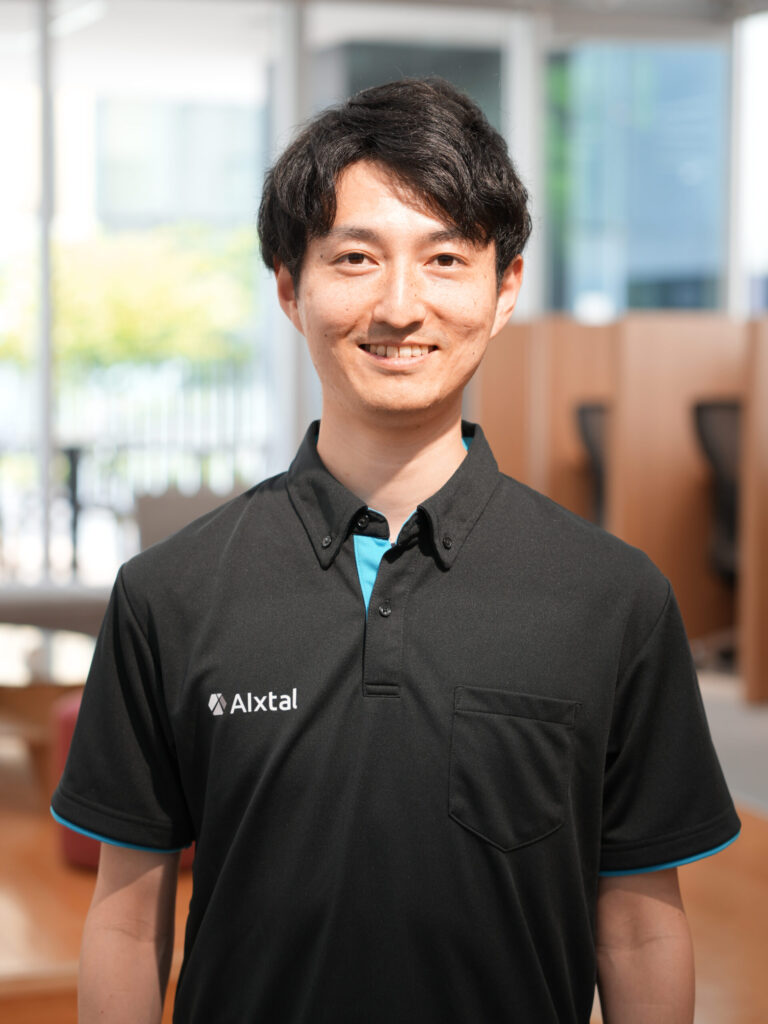 Takaishi_polo_front